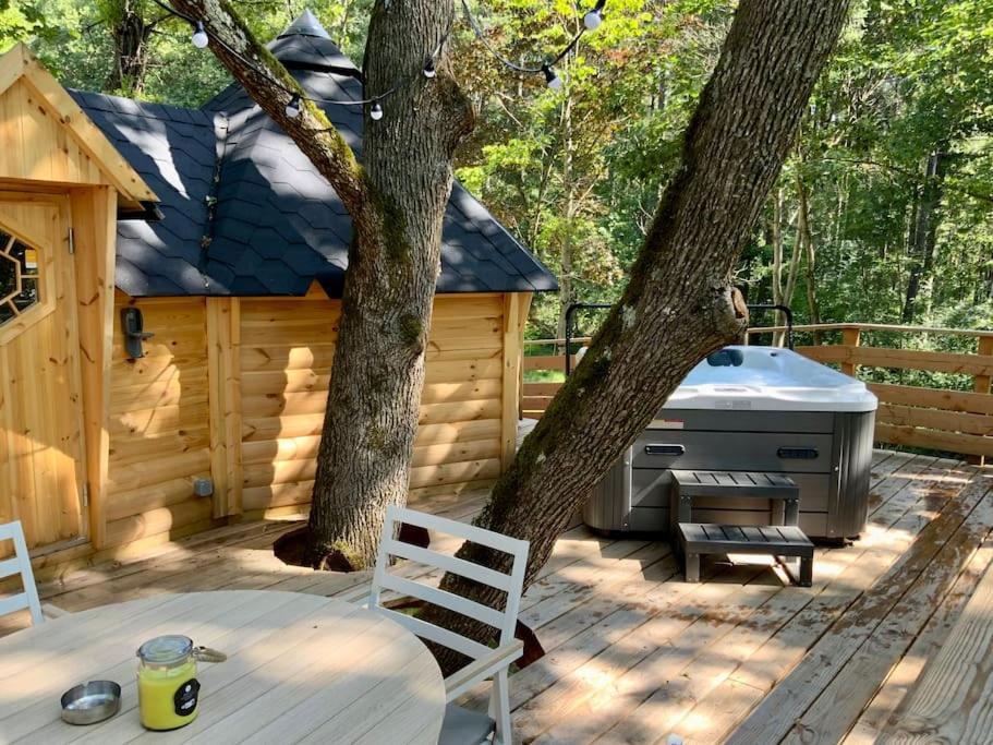 La Cabane Perchee De La Mure Bongheat Zewnętrze zdjęcie